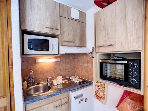 Appartement Les Menuires, 2 pièces, 4 personnes - FR-1-178-368