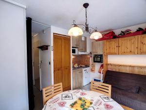 Appartement Les Menuires, 2 pièces, 4 personnes - FR-1-178-368