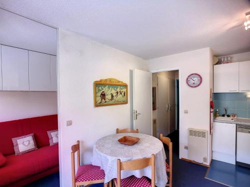 Appartement Les Menuires, 2 pièces, 4 personnes - FR-1-178-369