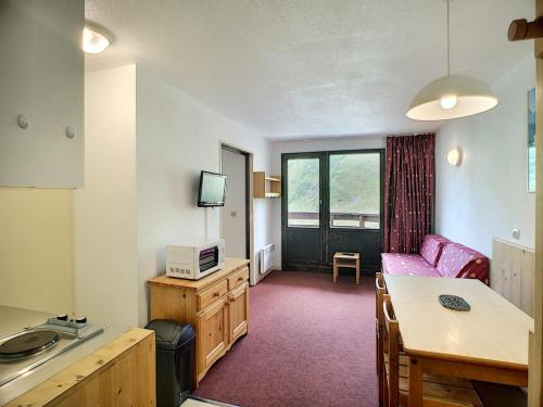 Appartement Les Menuires, 2 pièces, 4 personnes - FR-1-178-6