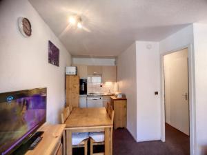 Appartement Les Menuires, 2 pièces, 4 personnes - FR-1-178-71