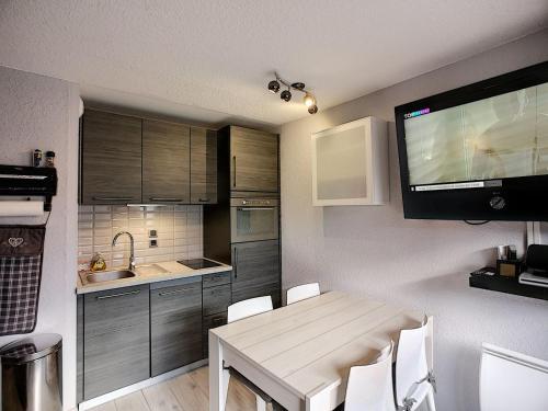 Appartement Les Menuires, 2 pièces, 4 personnes - FR-1-178-73