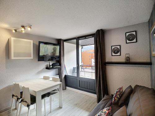 Appartement Les Menuires, 2 pièces, 4 personnes - FR-1-178-73