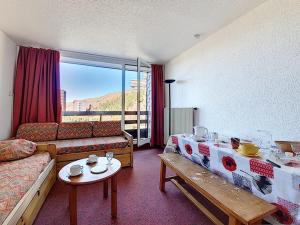 Appartement Les Menuires, 2 pièces, 4 personnes - FR-1-344-1044