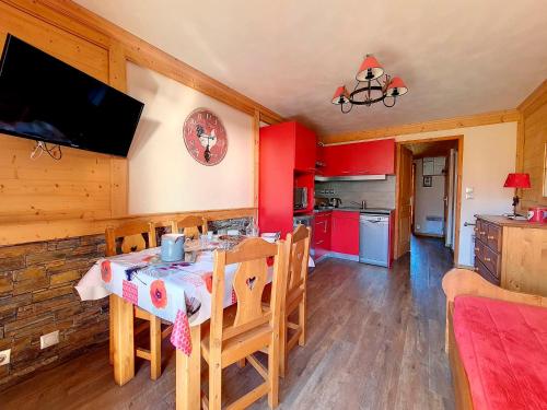 Appartement Les Menuires, 2 pièces, 4 personnes - FR-1-344-809