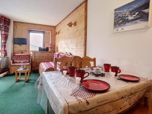 Appartement Les Menuires, 2 pièces, 4 personnes - FR-1-344-810