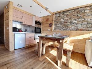 Appartement Les Menuires, 2 pièces, 4 personnes - FR-1-344-821