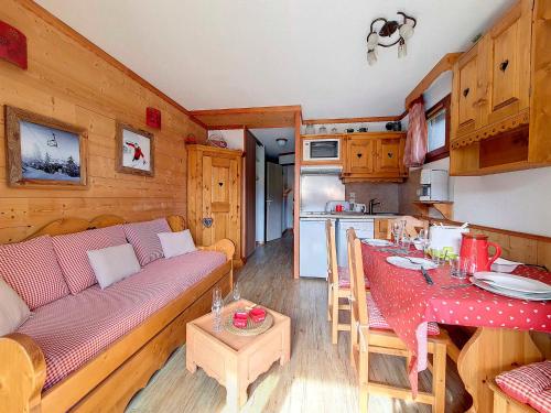 Appartement Les Menuires, 2 pièces, 4 personnes - FR-1-344-867