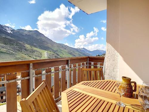 Appartement Les Menuires, 2 pièces, 4 personnes - FR-1-344-912