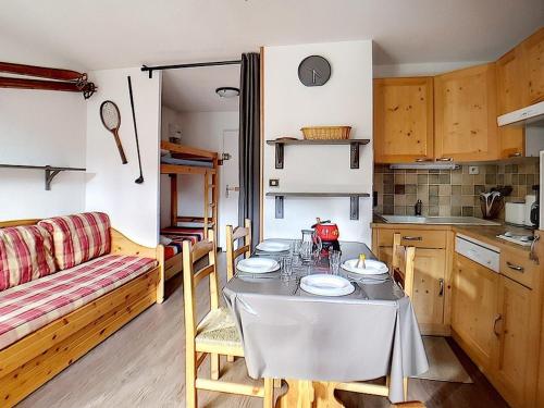 Appartement Les Menuires, 2 pièces, 4 personnes - FR-1-344-919