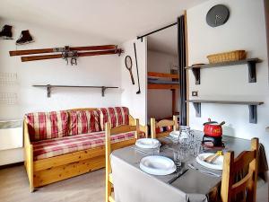 Appartement Les Menuires, 2 pièces, 4 personnes - FR-1-344-919