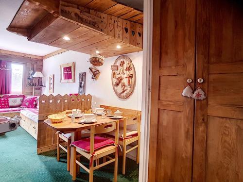 Appartement Les Menuires, 2 pièces, 4 personnes - FR-1-344-923