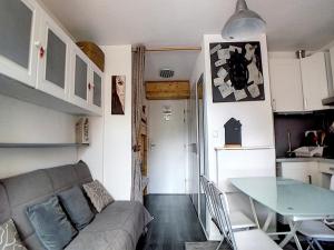 Appartement Les Menuires, 2 pièces, 4 personnes - FR-1-344-934