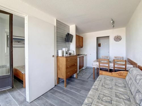 Appartement Les Menuires, 2 pièces, 4 personnes - FR-1-344-975