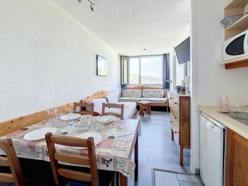 Appartement Les Menuires, 2 pièces, 4 personnes - FR-1-344-975