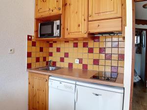 Appartement Les Menuires, 2 pièces, 4 personnes - FR-1-344-977