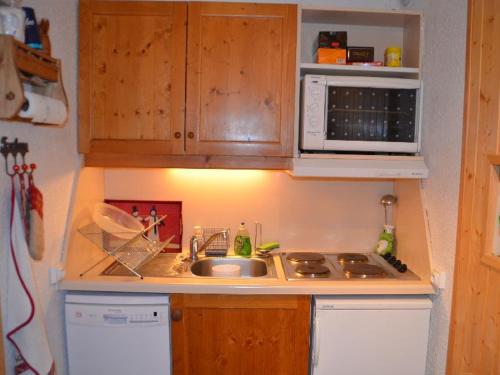 Appartement Les Menuires, 2 pièces, 4 personnes - FR-1-452-155