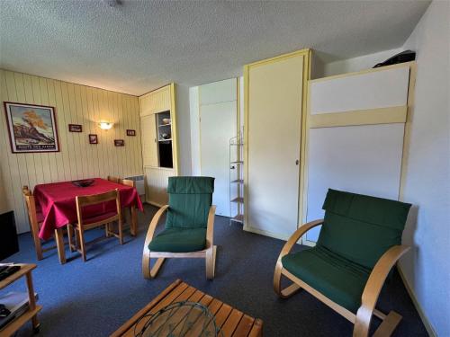 Appartement Les Menuires, 2 pièces, 4 personnes - FR-1-452-375