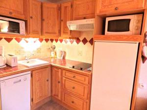 Appartement Les Menuires, 2 pièces, 4 personnes - FR-1-574-30