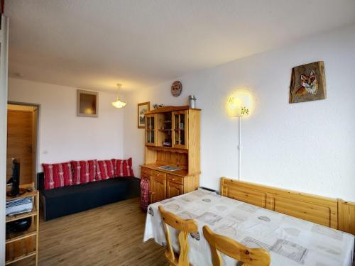 Appartement Les Menuires, 2 pièces, 5 personnes - FR-1-178-116
