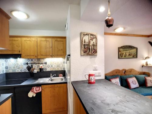Appartement Les Menuires, 2 pièces, 5 personnes - FR-1-178-367