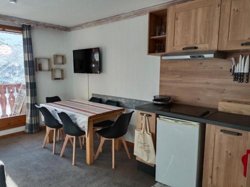 Appartement Les Menuires, 2 pièces, 5 personnes - FR-1-178-372
