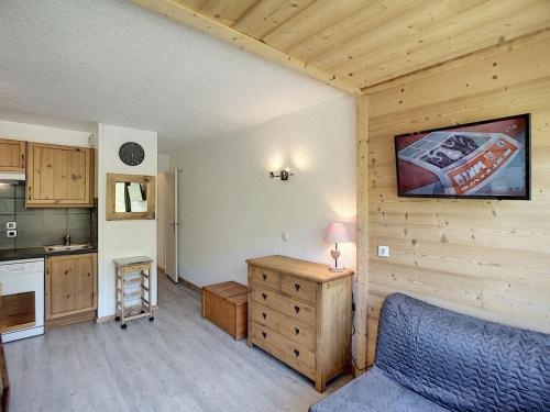 Appartement Les Menuires, 2 pièces, 5 personnes - FR-1-178-70