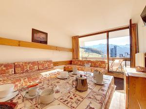 Appartement Les Menuires, 2 pièces, 5 personnes - FR-1-344-1059