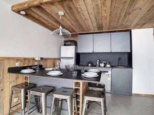 Appartement Les Menuires, 2 pièces, 5 personnes - FR-1-344-595