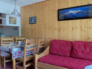 Appartement Les Menuires, 2 pièces, 5 personnes - FR-1-344-779