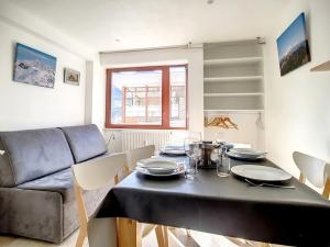 Appartement Les Menuires, 2 pièces, 5 personnes - FR-1-344-781