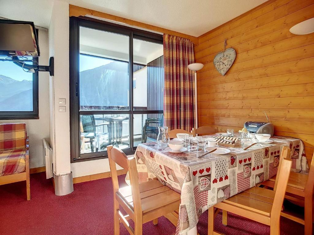 Appartement Appartement Les Menuires, 2 pièces, 5 personnes - FR-1-344-811 REBERTY 1850 73440 Les Menuires