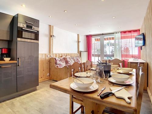 Appartement Les Menuires, 2 pièces, 5 personnes - FR-1-344-843