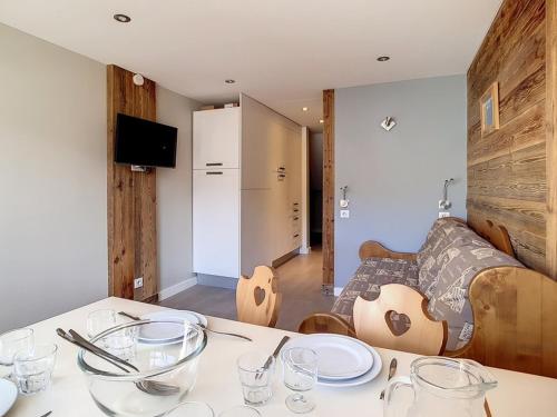 Appartement Les Menuires, 2 pièces, 5 personnes - FR-1-344-853