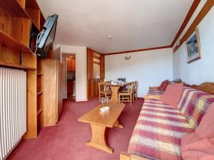 Appartement Les Menuires, 2 pièces, 5 personnes - FR-1-344-878