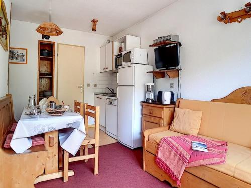 Appartement Les Menuires, 2 pièces, 5 personnes - FR-1-344-880