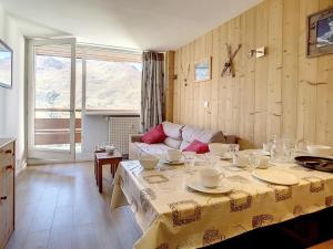 Appartement Les Menuires, 2 pièces, 5 personnes - FR-1-344-925