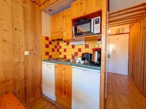 Appartement Les Menuires, 2 pièces, 5 personnes - FR-1-344-938