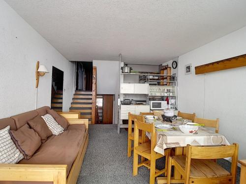 Appartement Les Menuires, 2 pièces, 5 personnes - FR-1-344-984