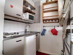 Appartement Les Menuires, 2 pièces, 5 personnes - FR-1-344-984