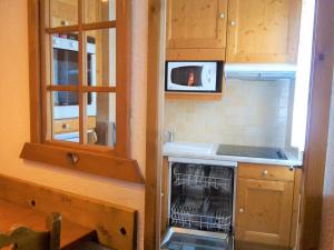 Appartement Les Menuires, 2 pièces, 5 personnes - FR-1-574-9