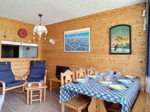 Appartement Les Menuires, 2 pièces, 6 personnes - FR-1-344-1017