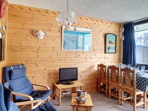 Appartement Les Menuires, 2 pièces, 6 personnes - FR-1-344-1017