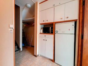 Appartement Les Menuires, 2 pièces, 6 personnes - FR-1-344-1071