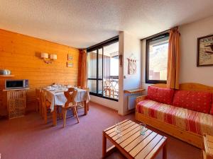 Appartement Les Menuires, 2 pièces, 6 personnes - FR-1-344-400