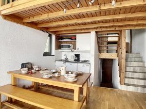 Appartement Les Menuires, 2 pièces, 6 personnes - FR-1-344-745