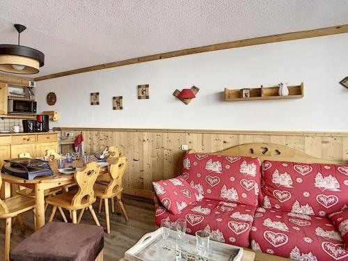 Appartement Les Menuires, 2 pièces, 6 personnes - FR-1-344-751