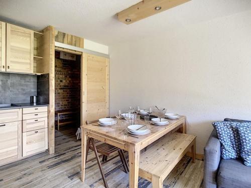 Appartement Les Menuires, 2 pièces, 6 personnes - FR-1-344-776