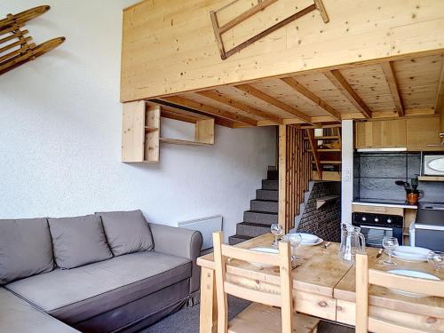 Appartement Les Menuires, 2 pièces, 6 personnes - FR-1-344-828