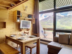 Appartement Les Menuires, 2 pièces, 6 personnes - FR-1-344-828